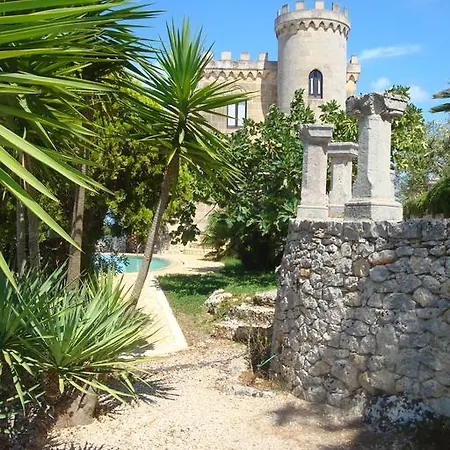 Rocca Giulia Ferienhaus *