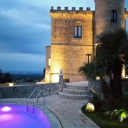 Rocca Giulia Feriehus *