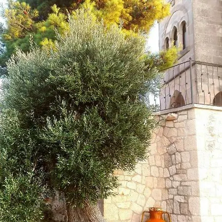 Rocca Giulia 度假居